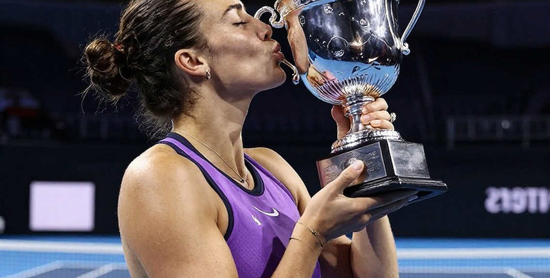 Sabalenka trở lại mạnh mẽ, đánh bại Noskova vào bán kết Mỹ Mở - Vô địch thứ ba liên tiếp vẫn còn khả năng